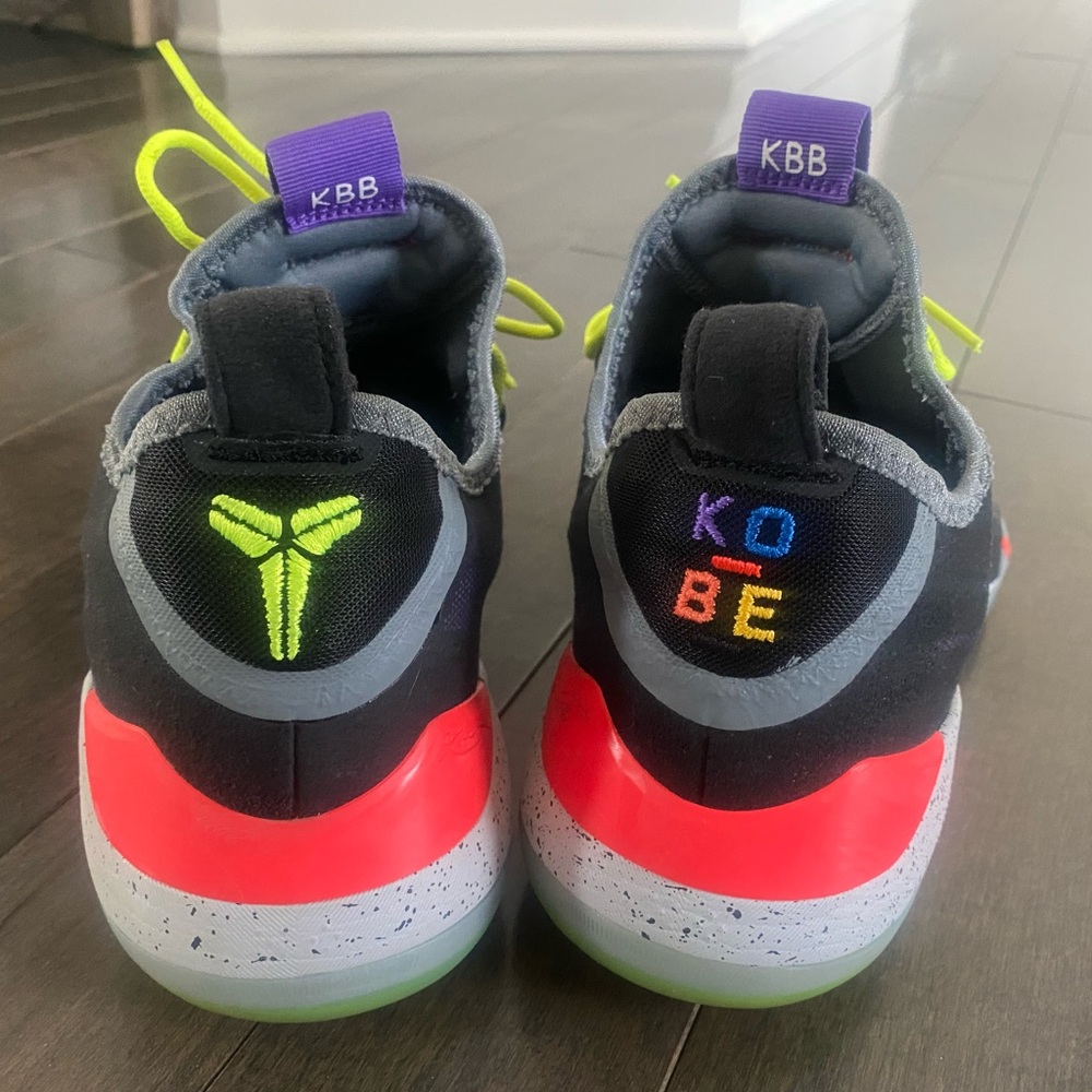 Nike Kobe A.D. 2018 ‘Chaos’ Men’s Sneaker- Size 12